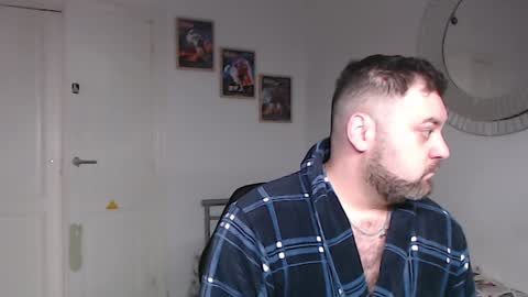 Snapshot of brucemf chatting on 02.03.25 Bruce online show from 02.03.25