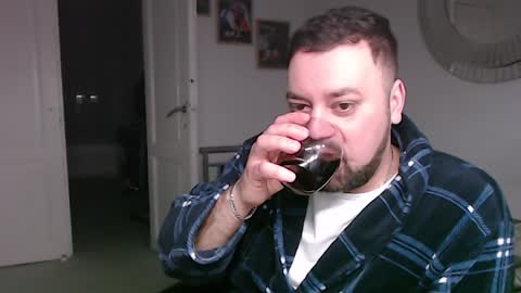 Snapshot of brucemf chatting on 02.07.25 Bruce online show from 02.07.25