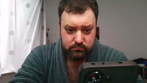 Snapshot of brucemf chatting on 09.18.25 Bruce online show from 09.18.25