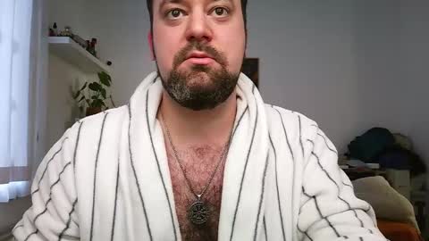 Snapshot of brucemf chatting on 09.26.25 Bruce online show from 09.26.25