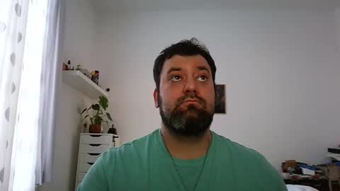 Snapshot of brucemf chatting on 10.09.25 Bruce online show from 10.09.25