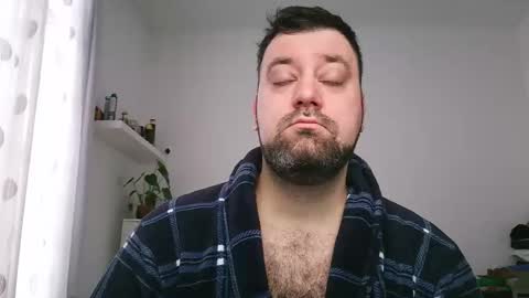 Snapshot of brucemf chatting on 11.01.25 Bruce online show from 11.01.25