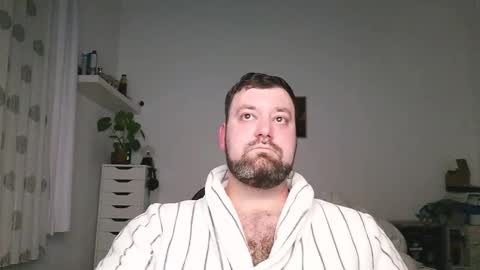 Snapshot of brucemf chatting on 11.07.25 Bruce online show from 11.07.25