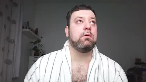 Snapshot of brucemf chatting on 11.20.25 Bruce online show from 11.20.25