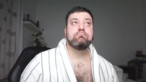 Snapshot of brucemf chatting on 11.21.25 Bruce online show from 11.21.25