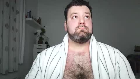 Snapshot of brucemf chatting on 11.26.25 Bruce online show from 11.26.25