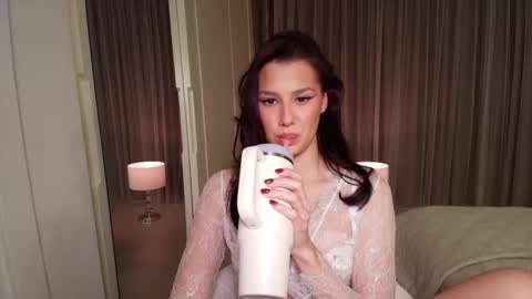 Snapshot of brunette_k chatting on 02.13.26 Kristina online show from 02.13.26