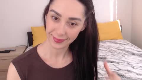 Ellis online show from 02.04.26