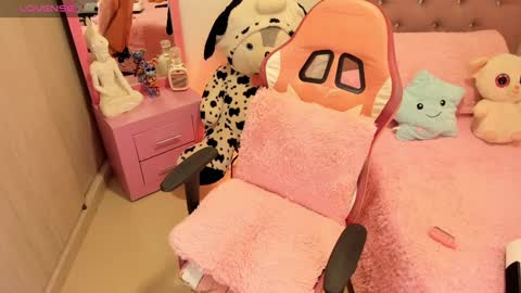 Snapshot of brunettklaryss chatting on 02.24.25 Brenda online show from 02.24.25