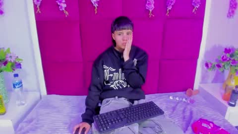 Snapshot of bruno_cruz chatting on 09.24.25 Bruno Cruz online show from 09.24.25