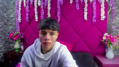 Snapshot of bruno_cruz chatting on 09.25.25 Bruno Cruz online show from 09.25.25