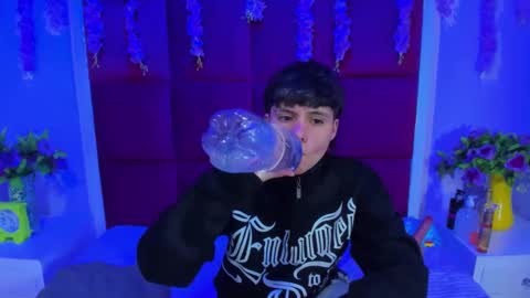 Snapshot of bruno_cruz chatting on 10.03.25 Bruno Cruz online show from 10.03.25