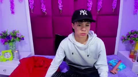 Snapshot of bruno_cruz chatting on 10.08.25 Bruno Cruz online show from 10.08.25