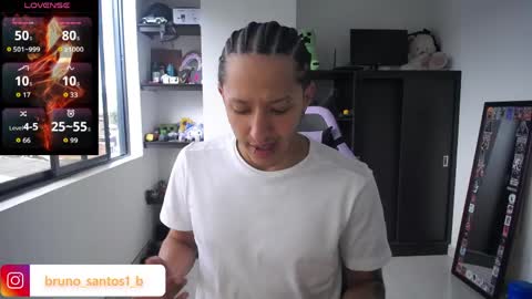 Snapshot of bruno_santos1 chatting on 05.20.26 Bruno online show from 05.20.26