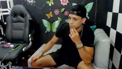 Join my fan club here 150 tokens a month online show from 02.09.25