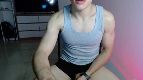 Snapshot of brunofx chatting on 05.17.26 brunofx online show from 05.17.26