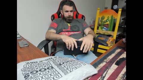 Snapshot of brutalmaster1983 chatting on 01.13.25 BRUTALMASTER1983 online show from 01.13.25