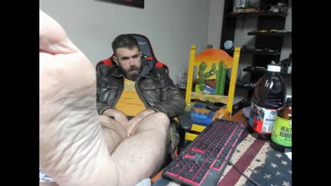 Snapshot of brutalmaster1983 chatting on 01.15.25 BRUTALMASTER1983 online show from 01.15.25