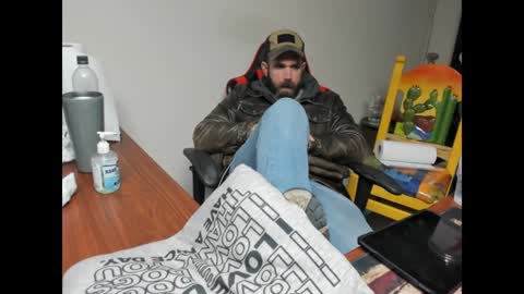 Snapshot of brutalmaster1983 chatting on 01.22.25 BRUTALMASTER1983 online show from 01.22.25