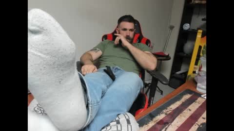 Snapshot of brutalmaster1983 chatting on 01.28.25 BRUTALMASTER1983 online show from 01.28.25