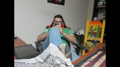 Snapshot of brutalmaster1983 chatting on 02.06.25 BRUTALMASTER1983 online show from 02.06.25