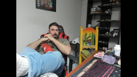 Snapshot of brutalmaster1983 chatting on 02.09.25 BRUTALMASTER1983 online show from 02.09.25