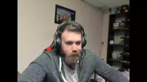 Snapshot of brutalmaster1983 chatting on 03.08.25 BRUTALMASTER1983 online show from 03.08.25