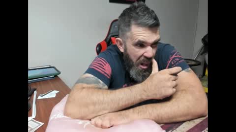 Snapshot of brutalmaster1983 chatting on 10.15.25 BRUTALMASTER1983 online show from 10.15.25