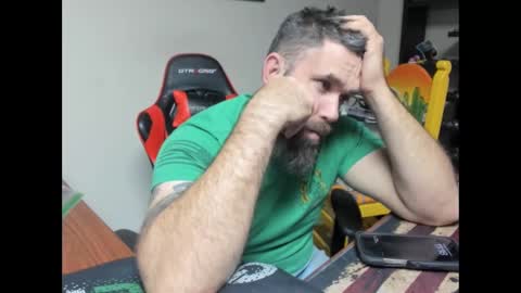 Snapshot of brutalmaster1983 chatting on 11.17.25 BRUTALMASTER1983 online show from 11.17.25