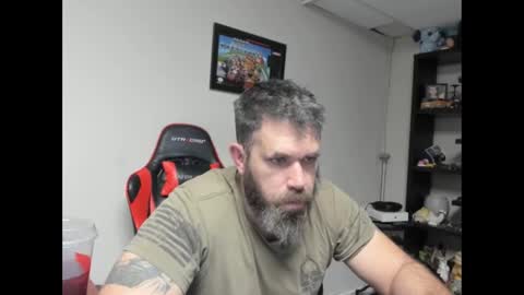 Snapshot of brutalmaster1983 chatting on 11.24.25 BRUTALMASTER1983 online show from 11.24.25