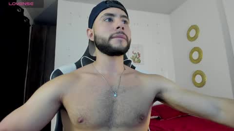 Snapshot of bryan_oficials chatting on 05.03.26 bryan_oficials online show from 05.03.26