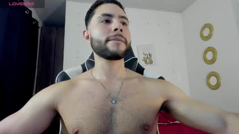 Snapshot of bryan_oficials chatting on 05.08.26 bryan_oficials online show from 05.08.26