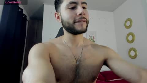 Snapshot of bryan_oficials chatting on 05.19.26 bryan_oficials online show from 05.19.26