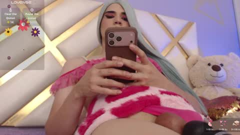 Becky Anders  online show from 05.25.26