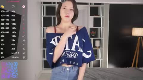 Snapshot of bryannavallely chatting on 06.28.26 Kate online show from 06.28.26