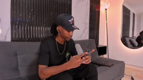 Bryxon  online show from 12.28.24