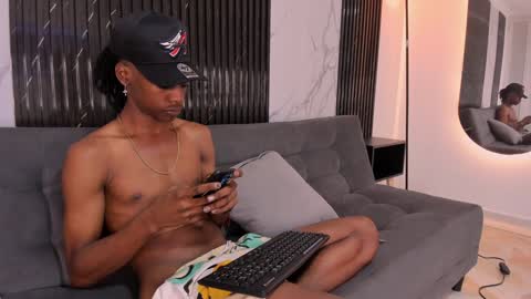 Bryxon  online show from 12.28.24