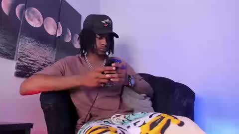 Bryxon  online show from 09.10.25