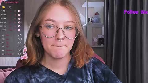 Snapshot of bubble_bunny chatting on 01.10.25 Ruby online show from 01.10.25