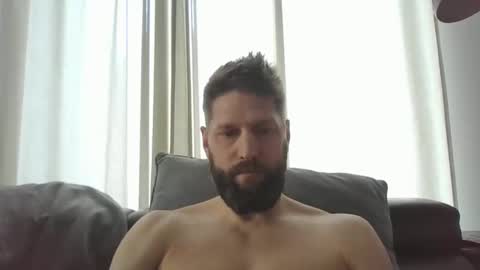 bubblebee1982 online show from 02.21.25