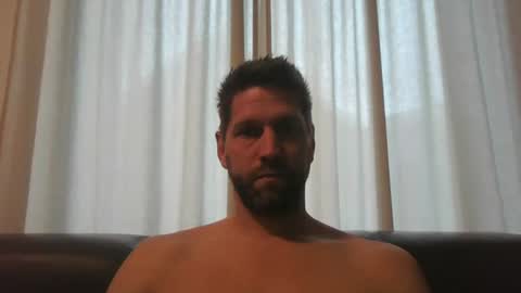 bubblebee1982 online show from 10.03.25