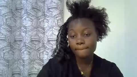 bubbly_ass30 online show from 12.20.25