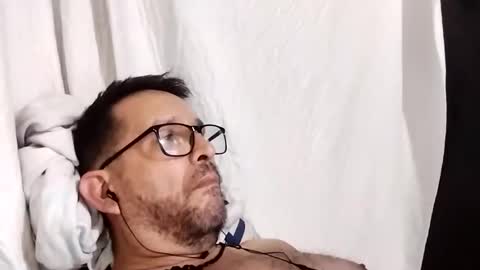 Snapshot of buchs32 chatting on 10.30.25 buchs32 online show from 10.30.25