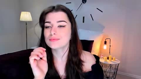 Snapshot of buckssbunny chatting on 02.13.26 Ari online show from 02.13.26