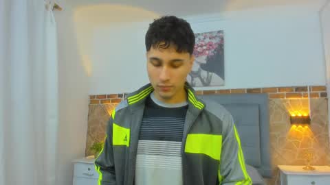 Snapshot of buddy_whitte chatting on 02.14.25 Buddy Whitte online show from 02.14.25