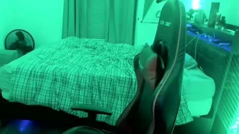 buffsexyman24 online show from 02.27.25