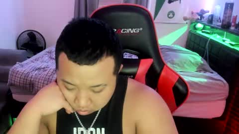 buffsexyman24 online show from 03.10.25