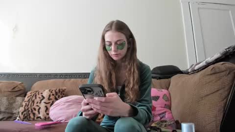 Buffy online show from 01.02.25