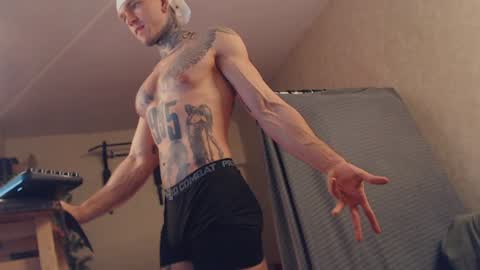 Snapshot of bulatov_x chatting on 01.26.25 Dmitriy online show from 01.26.25