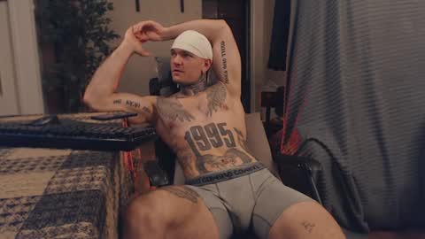 Snapshot of bulatov_x chatting on 02.02.25 Dmitriy online show from 02.02.25